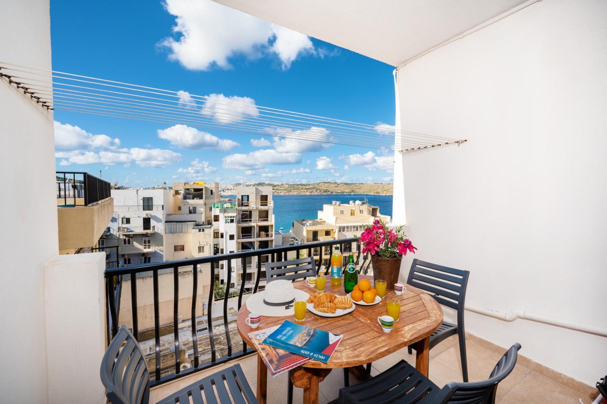 Seashells Apartments With Terrace, Just Off The Seafront In Bugibba - By Getawaysmalta خليج سانت بول المظهر الخارجي الصورة